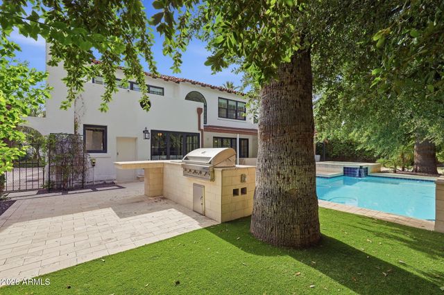 2032 N ALVARADO Road, Phoenix, AZ 85004
