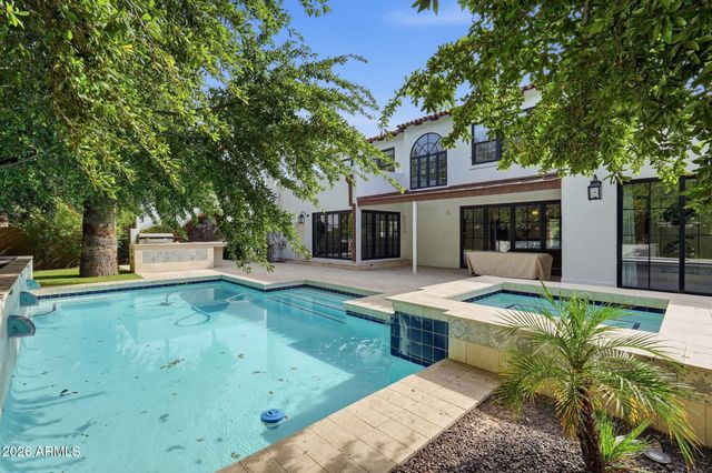 2032 N ALVARADO Road, Phoenix, AZ 85004