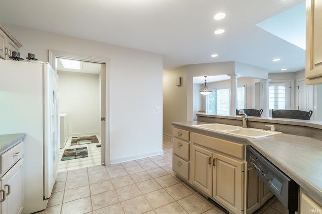 10916 La Cabreah Lane, Fort Wayne, IN 46845