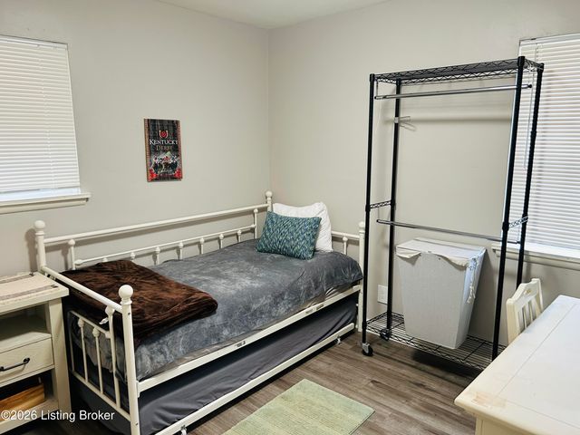 244 Derby Ave, Louisville, KY 40218