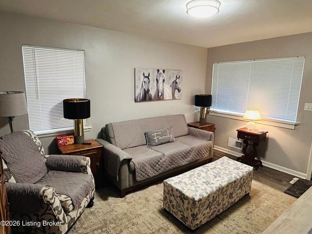 244 Derby Ave, Louisville, KY 40218