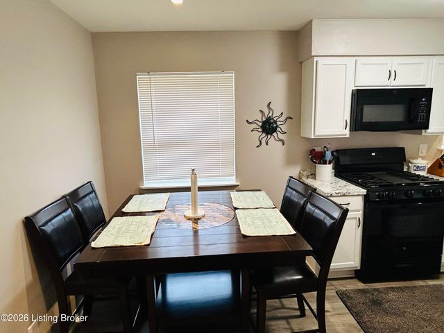 244 Derby Ave, Louisville, KY 40218