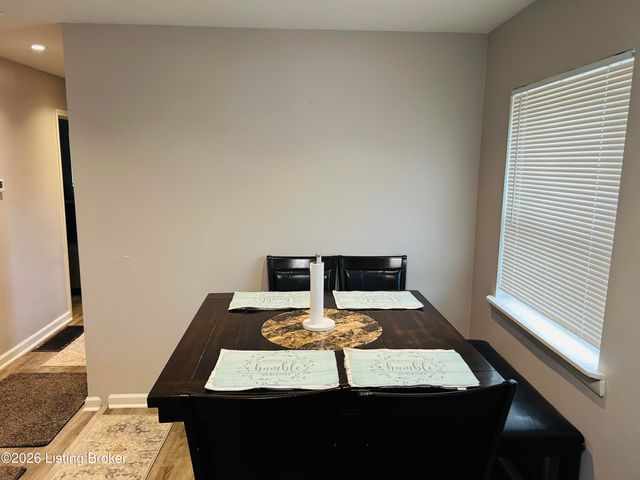 244 Derby Ave, Louisville, KY 40218