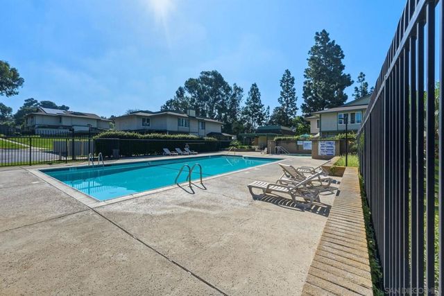 10198 Caminito Zar, San Diego, CA 92126