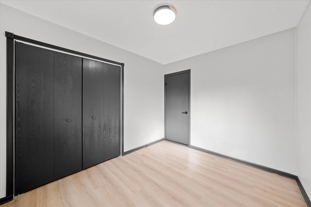 8040 Geneva Street, Woodridge, IL 60517