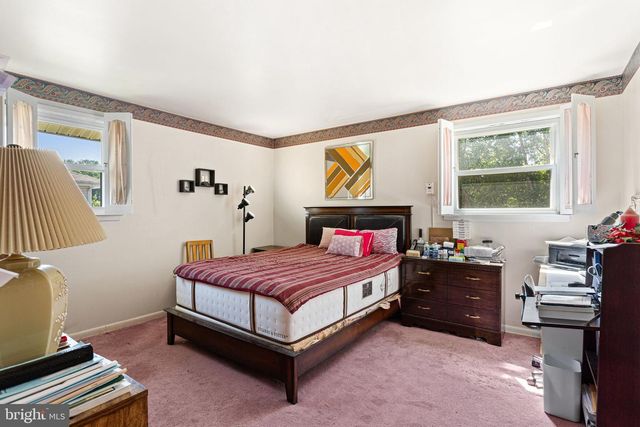413 HOWARD RD, Cherry Hill, NJ 08034