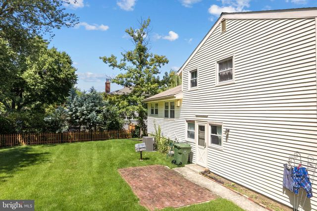 413 HOWARD RD, Cherry Hill, NJ 08034