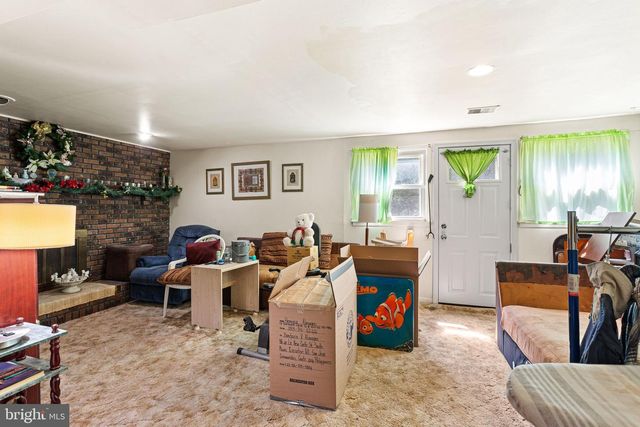 413 HOWARD RD, Cherry Hill, NJ 08034