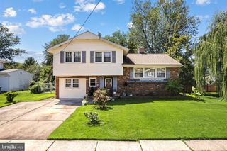 413 HOWARD RD, Cherry Hill, NJ 08034