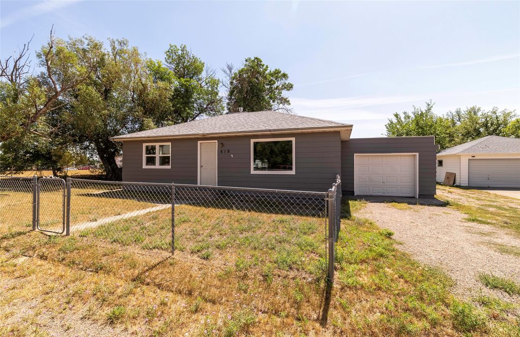 618 3rd Avenue NW, Great Falls, MT 59404 photo 1