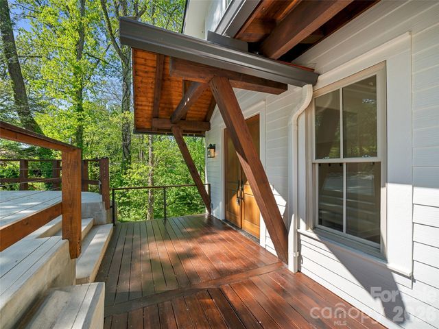 92 Cedar Street, Asheville, NC 28803