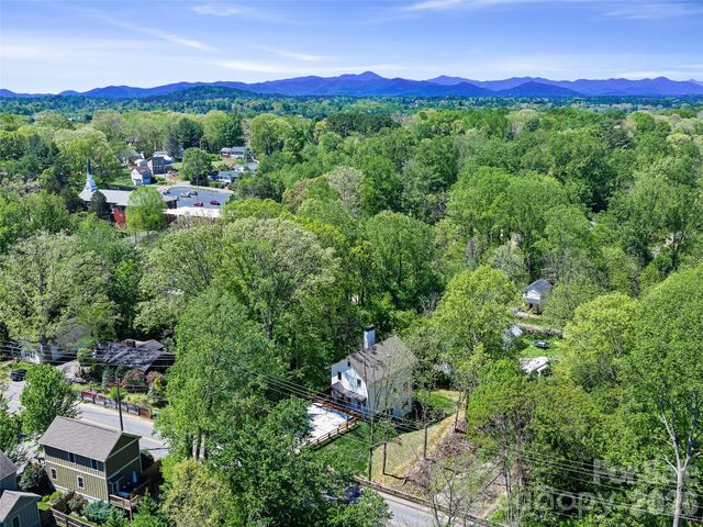 92 Cedar Street, Asheville, NC 28803