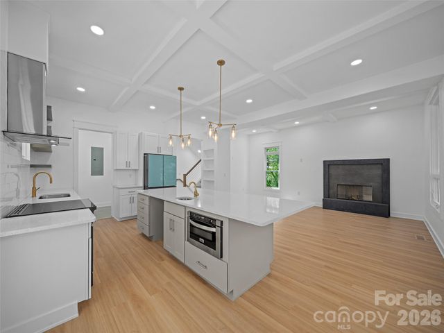 92 Cedar Street, Asheville, NC 28803