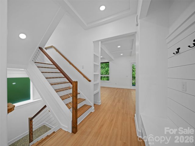 92 Cedar Street, Asheville, NC 28803