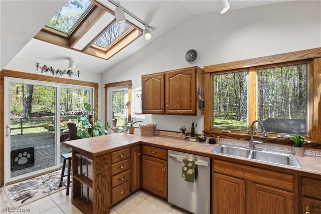 31599 Fairview Road, Orange, OH 44022