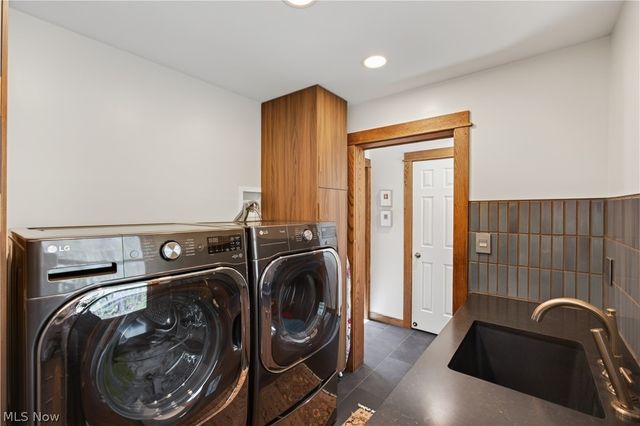 31599 Fairview Road, Orange, OH 44022