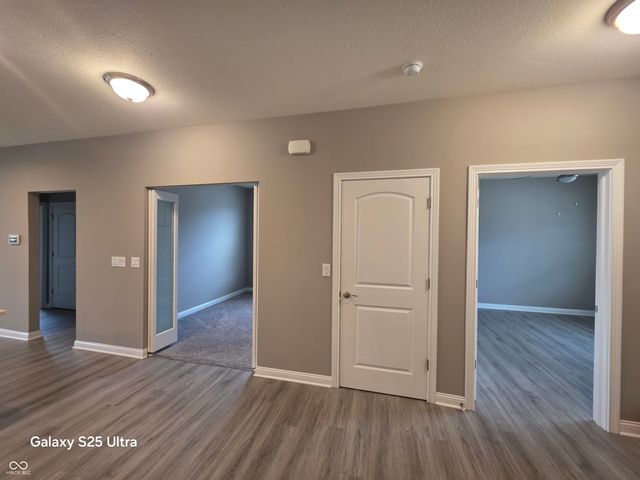 9106 Hedley Way E, Avon, IN 46123