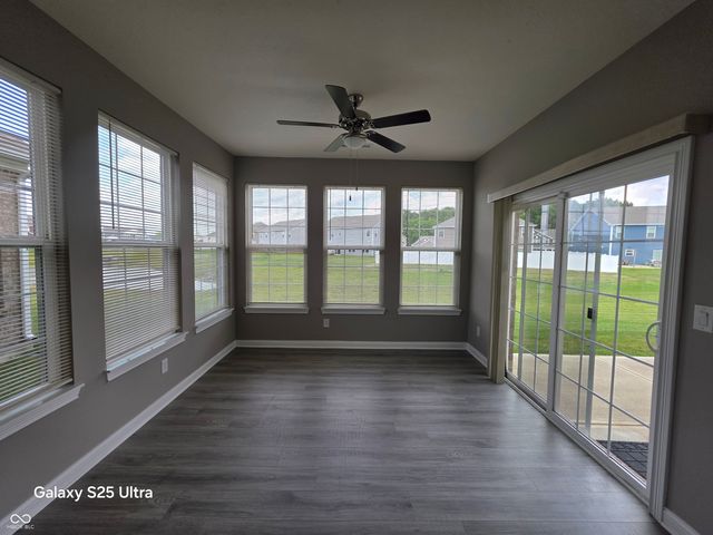 9106 Hedley Way E, Avon, IN 46123