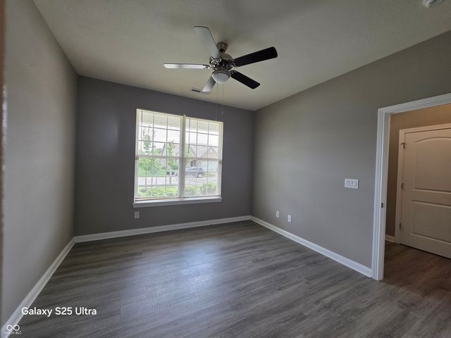 9106 Hedley Way E, Avon, IN 46123