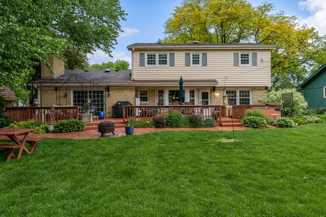 5739 Inverness Drive, Rockford, IL 61107