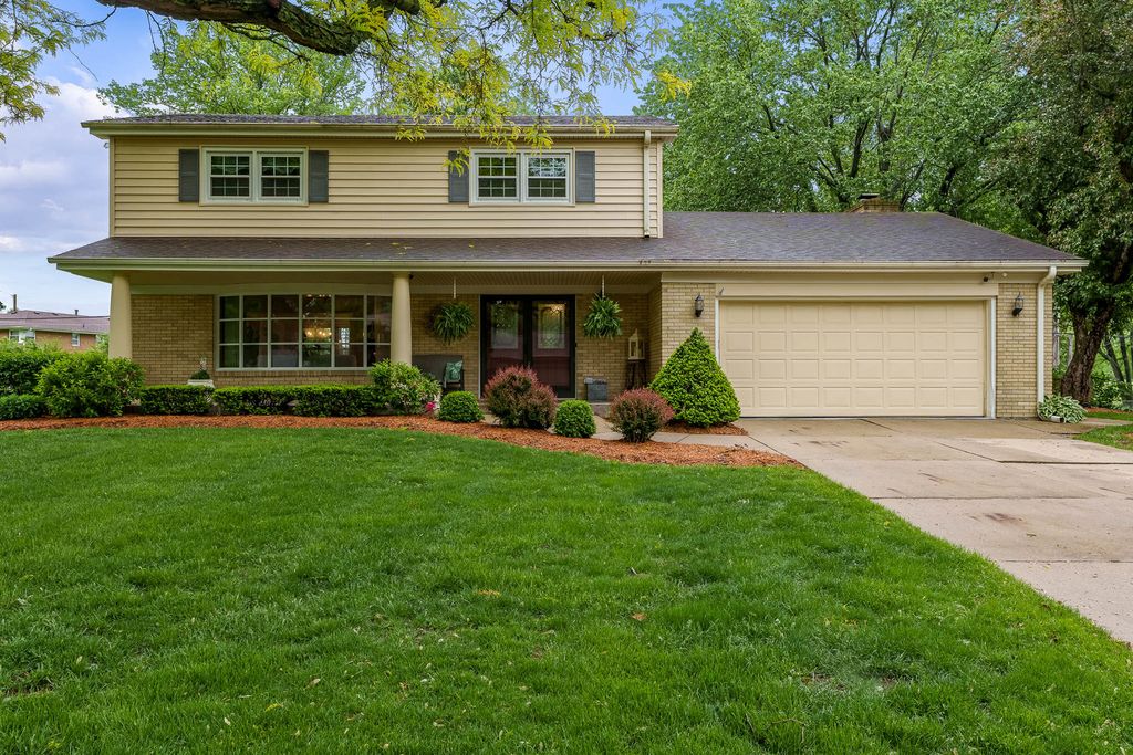 5739 Inverness Drive, Rockford, IL 61107