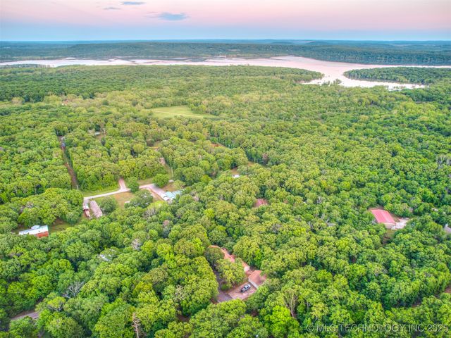 34052 E 703 Road, Wagoner, OK 74467