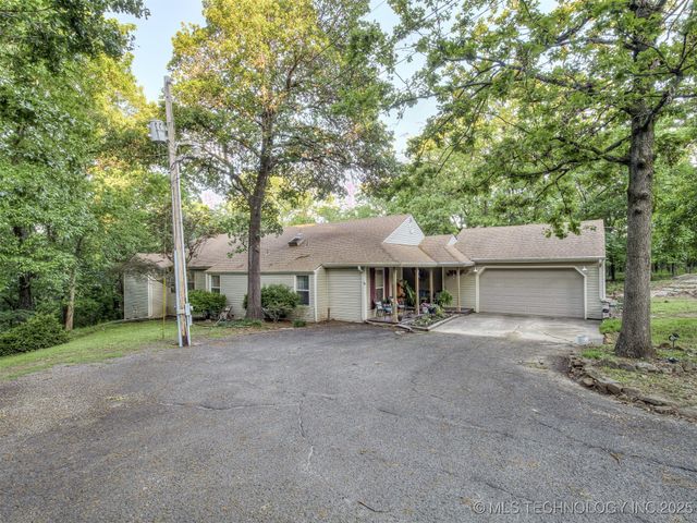 34052 E 703 Road, Wagoner, OK 74467