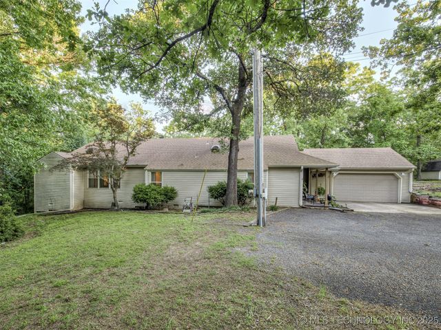 34052 E 703 Road, Wagoner, OK 74467