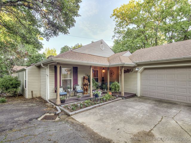 34052 E 703 Road, Wagoner, OK 74467