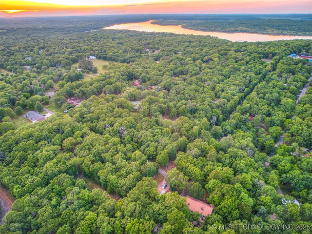 34052 E 703 Road, Wagoner, OK 74467