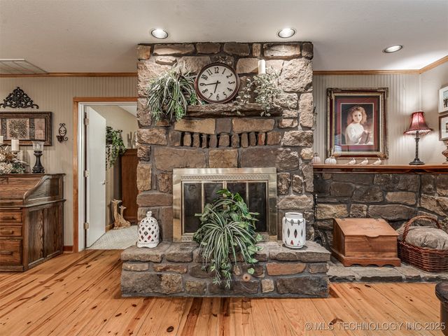34052 E 703 Road, Wagoner, OK 74467