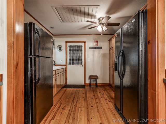 34052 E 703 Road, Wagoner, OK 74467