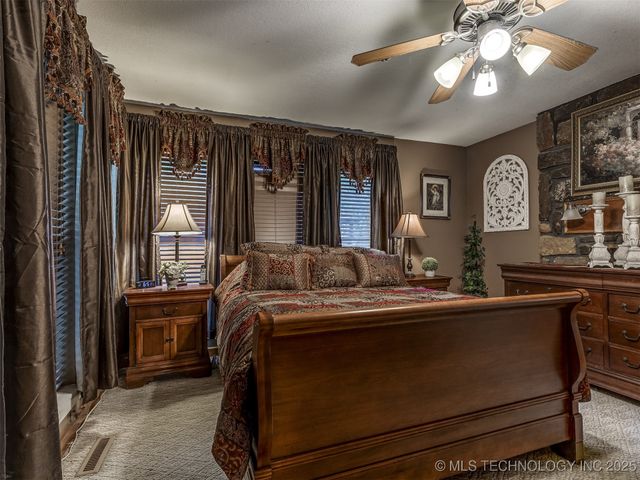 34052 E 703 Road, Wagoner, OK 74467