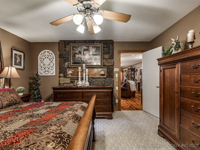 34052 E 703 Road, Wagoner, OK 74467