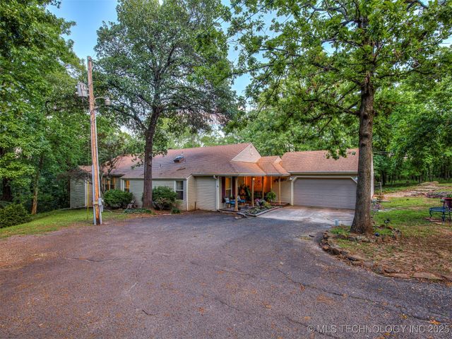 34052 E 703 Road, Wagoner, OK 74467