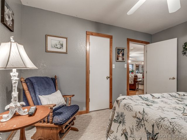 34052 E 703 Road, Wagoner, OK 74467