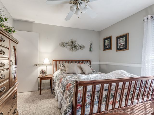 34052 E 703 Road, Wagoner, OK 74467