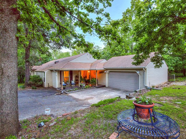 34052 E 703 Road, Wagoner, OK 74467