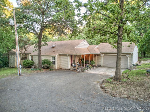 34052 E 703 Road, Wagoner, OK 74467