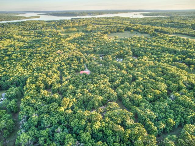 34052 E 703 Road, Wagoner, OK 74467