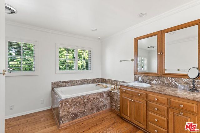 2317 Kimridge Road, Los Angeles, CA 90210