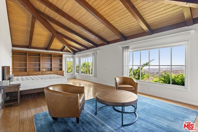 2317 Kimridge Road, Los Angeles, CA 90210