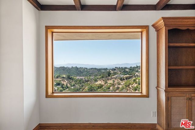 2317 Kimridge Road, Los Angeles, CA 90210