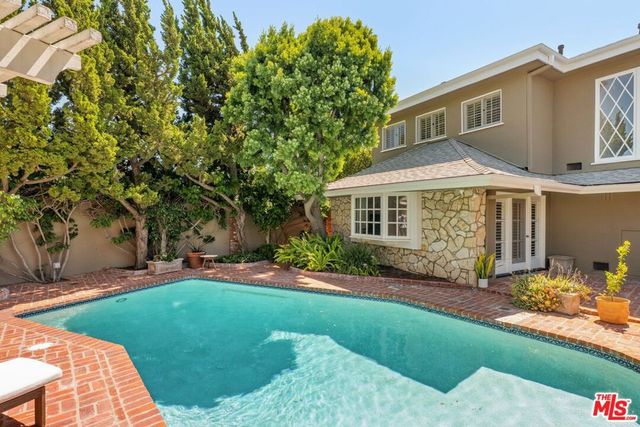 2317 Kimridge Road, Los Angeles, CA 90210