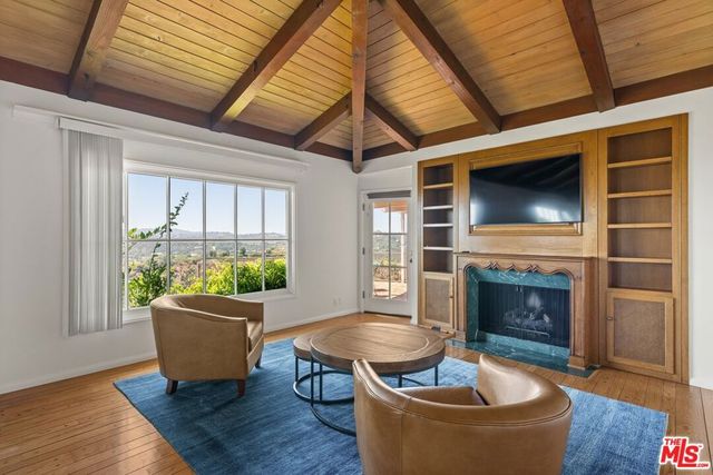 2317 Kimridge Road, Los Angeles, CA 90210