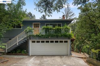 6625 Thornhill Dr, Oakland, CA 94611