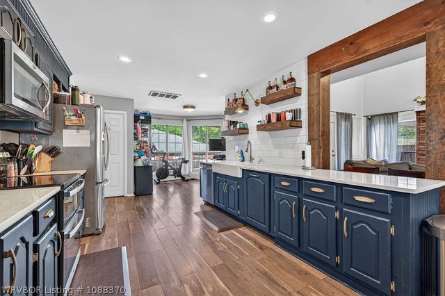 3001 S 105th Street, Fort Smith, AR 72903