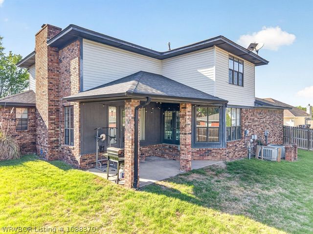 3001 S 105th Street, Fort Smith, AR 72903