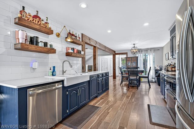 3001 S 105th Street, Fort Smith, AR 72903