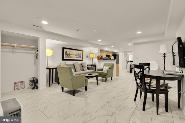 2814 13TH ST NW, Washington, DC 20009